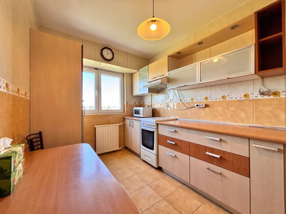 Vedere Parc Bloc 1980 | 3 camere decomandat, 2 băi, METROU 5 min