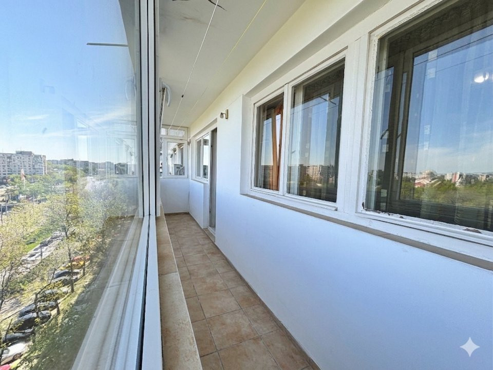 Vedere Parc Bloc 1980 | 3 camere decomandat, 2 băi, METROU 5 min