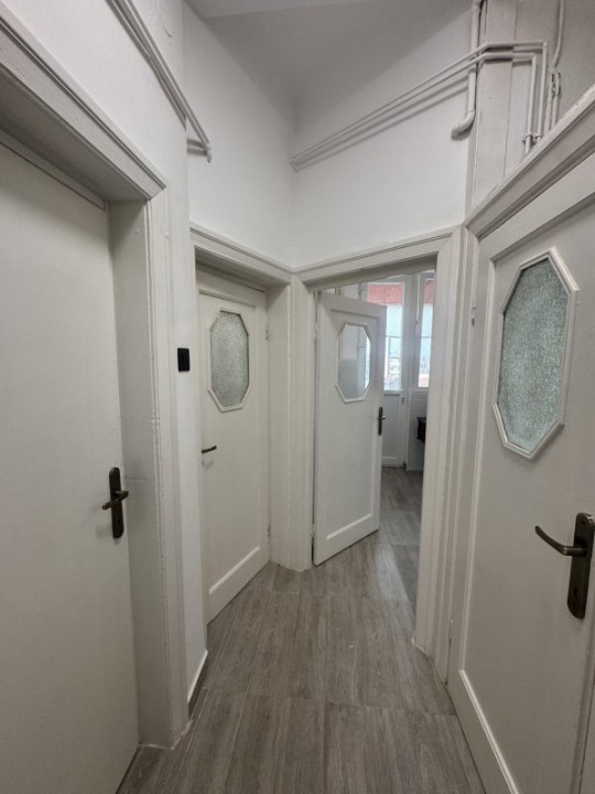 Bijuterie interbelică în centru