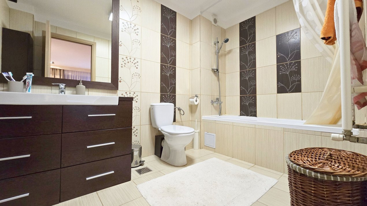 Green City. Casa frumoasa, gradina si liniste de vanzare