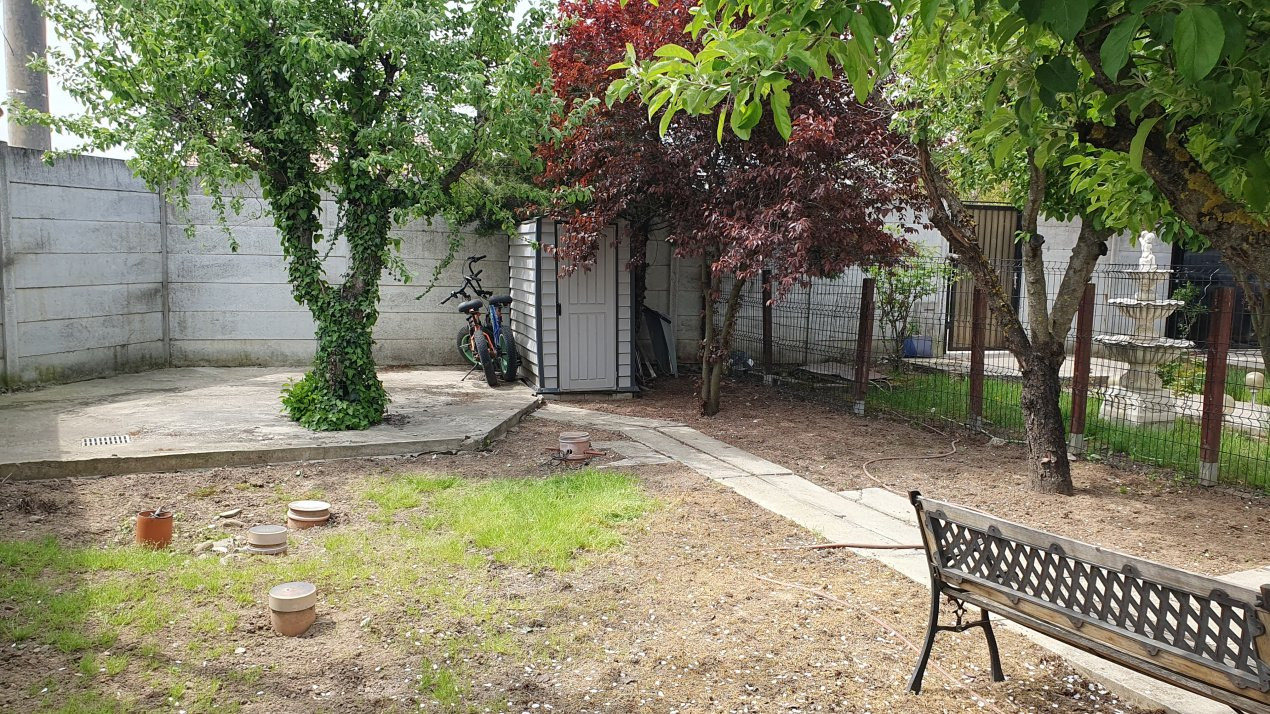 Casa zona pădure Snagov – Ghermănești | 480 mp teren | 2 fronturi stradale | P+1