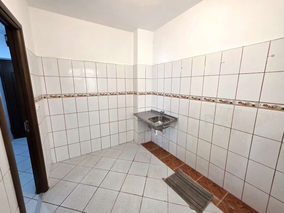 Oferta extraordinara pentru 3 camere la Doamna Ghica, bloc reabilitat