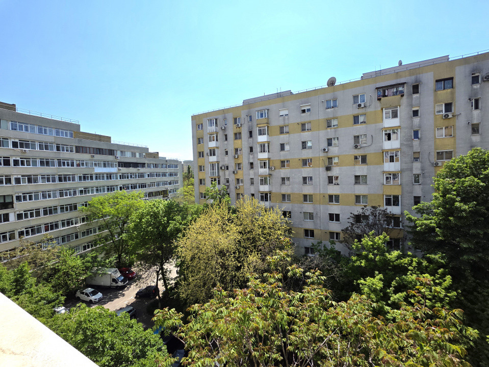 Oferta extraordinara pentru 3 camere la Doamna Ghica, bloc reabilitat