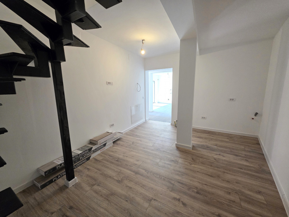 De vanzare casa in duplex-pe str Mezes in Chitila, langa Laminorului 