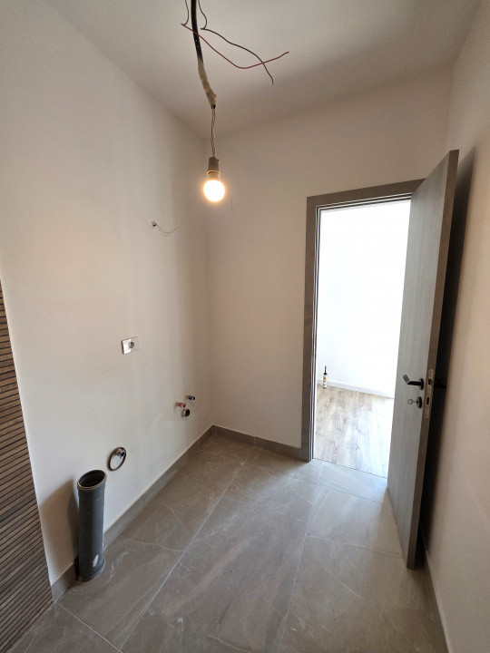 De vanzare casa in duplex-pe str Mezes in Chitila, langa Laminorului 
