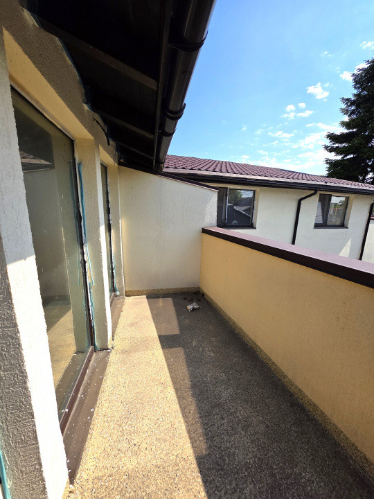 De vanzare casa in duplex-pe str Mezes in Chitila, langa Laminorului 