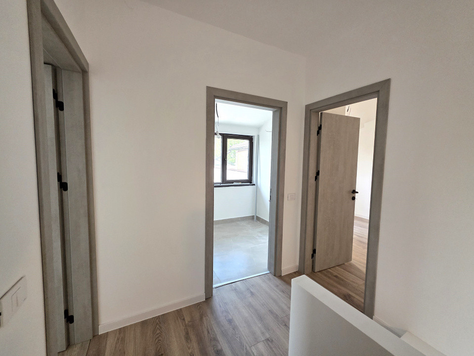 De vanzare casa in duplex-pe str Mezes in Chitila, langa Laminorului 