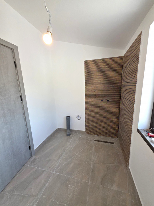 De vanzare casa in duplex-pe str Mezes in Chitila, langa Laminorului 