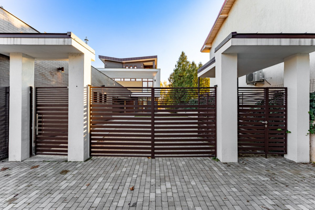 Vila pe malul lacului Mogosoaia | 617 mpt, teren 1182 mp