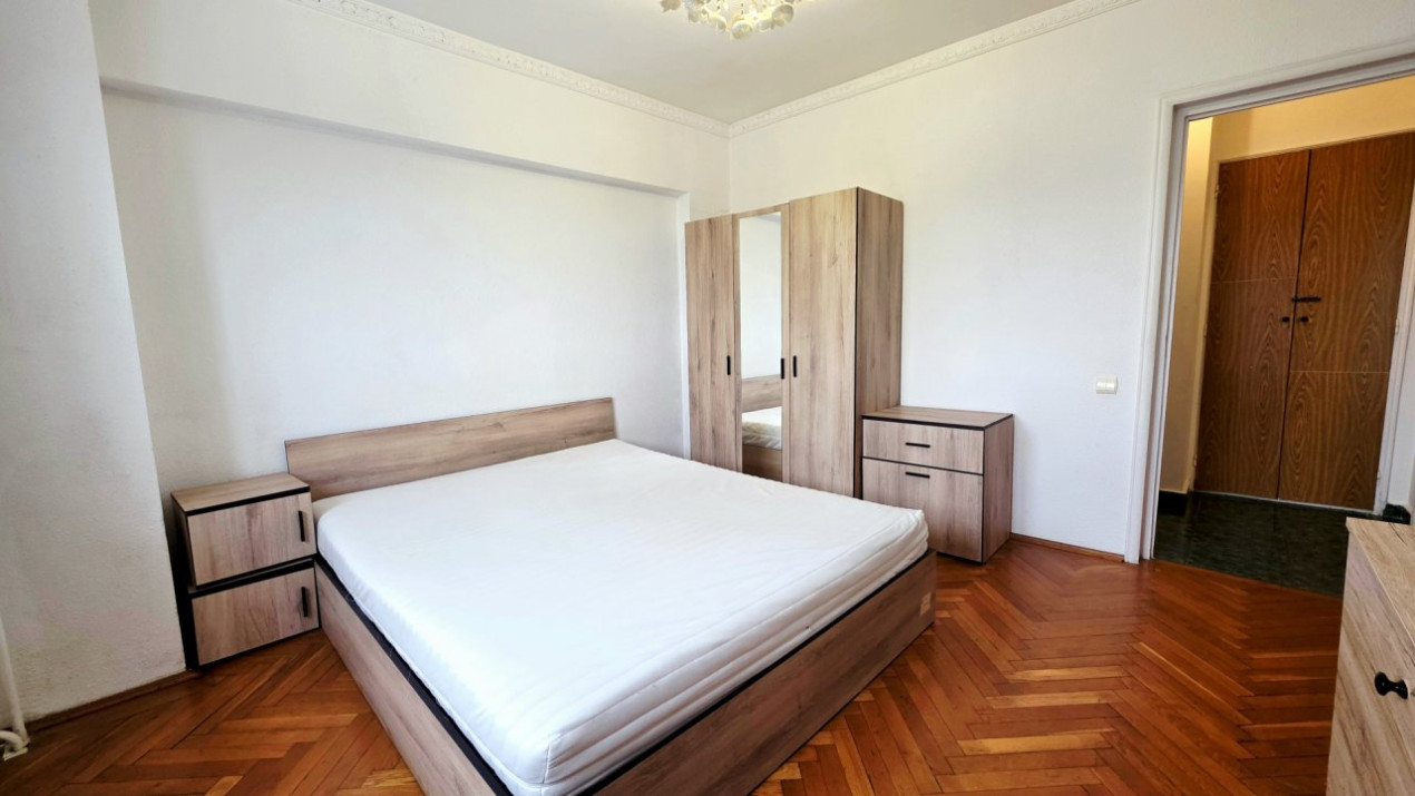 Cerere mare, oferta mica. Apartament 3 camere cu relaxare inclusa