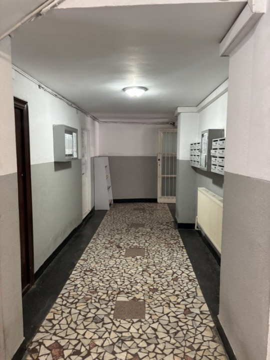 2 camere ultracentral cu vedere deschisă – Universitate - inchiriat 500 euro