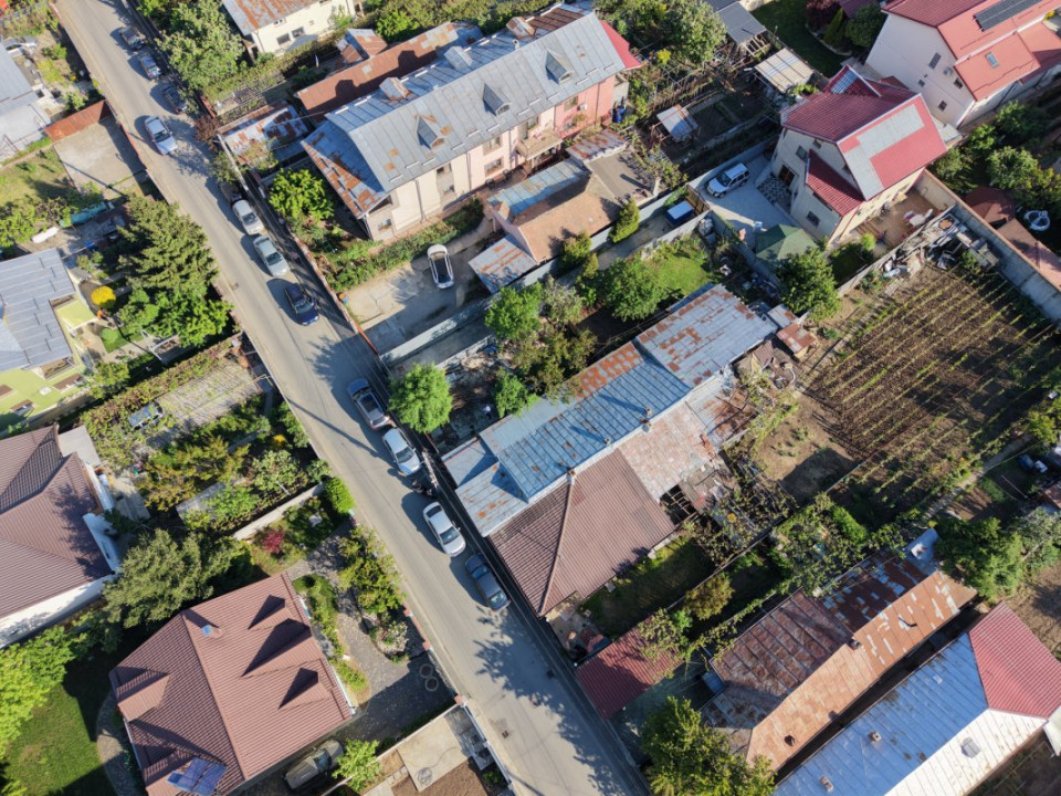 Popești Leordeni, teren 203mp cu casă demolabila/renovabila, singur curte