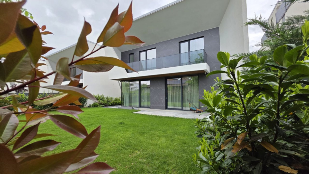 Vila de vanzare - 4 camere- unicat- Matei Milo