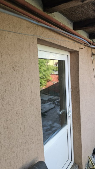 Popești Leordeni, casă demolabila/renovabila 3cam, singur curte 203mp