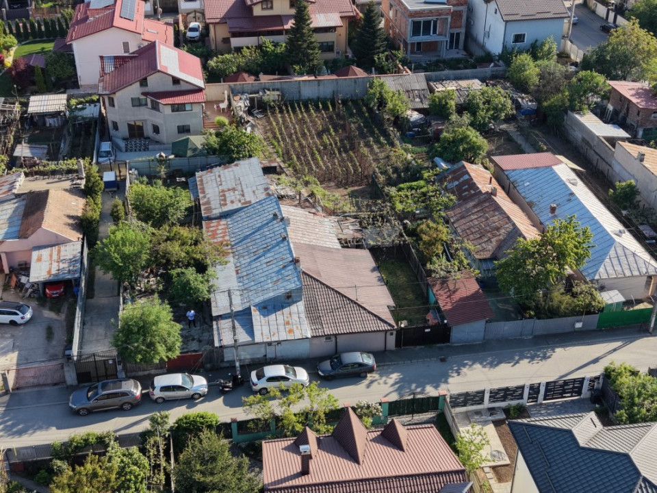 Popești Leordeni, casă demolabila/renovabila 3cam, singur curte 203mp