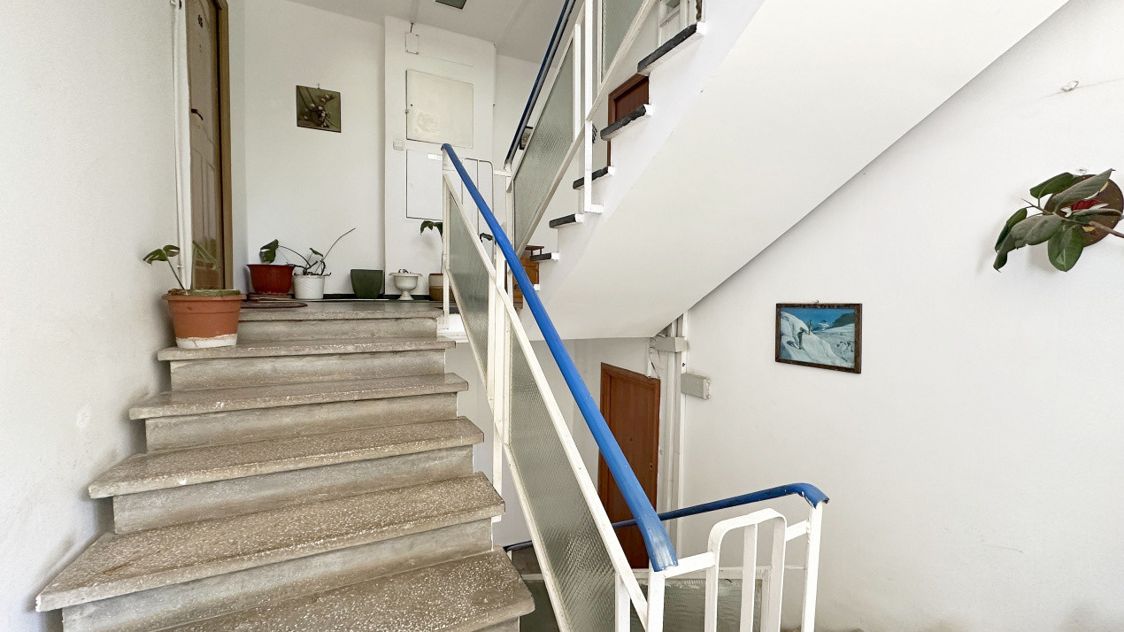 Drumul Taberei, Apartamnet 4 camere langa parc și școală
