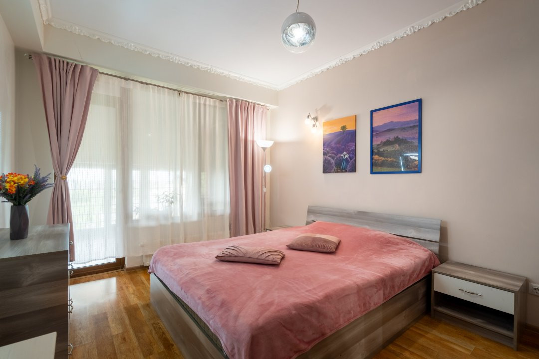 Duplex 4 camere cu priveliste in Cartierul Verde