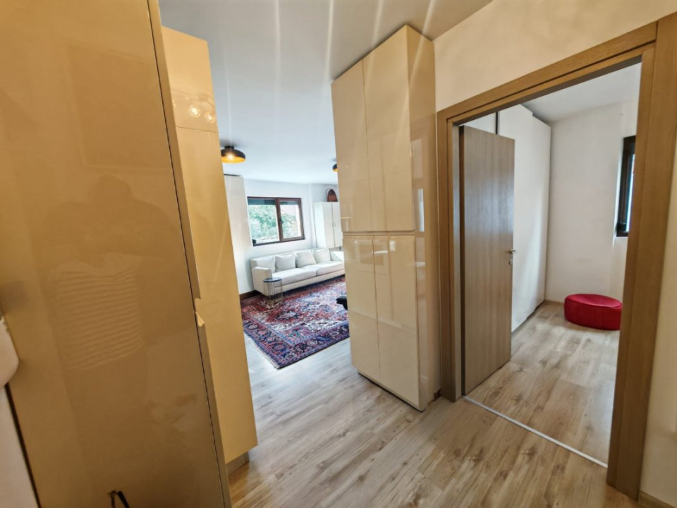 De Vânzare – 2 Camere Premium, Etaj 1,  Parcare, Zonă Vile Vitan