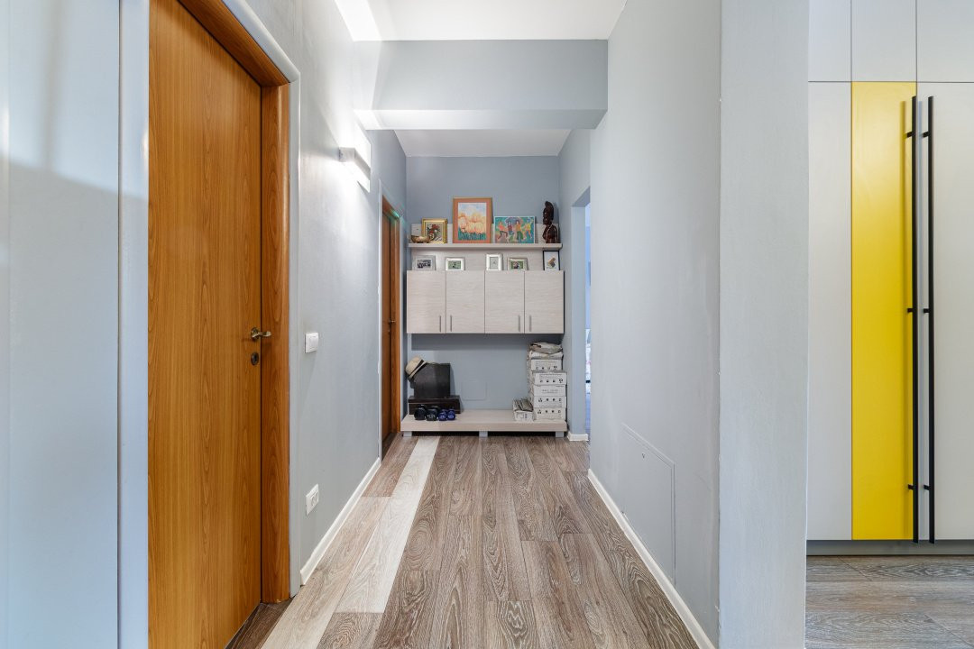 4 camere 3 bai la intrare in Tineretului si Carol