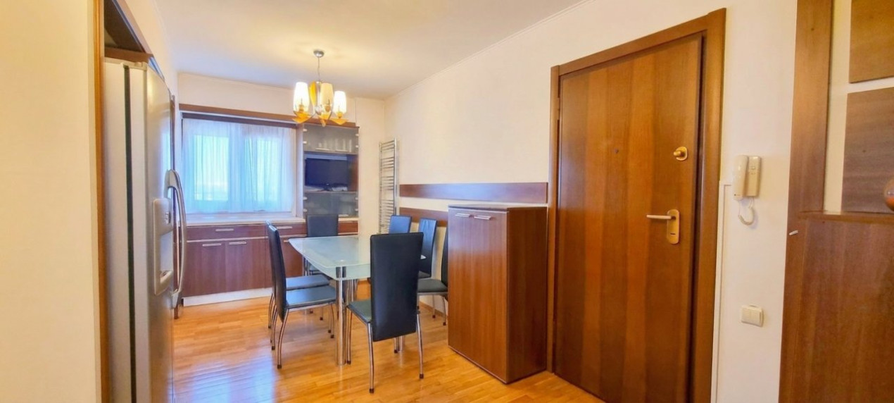 Apartament 3 camere Calea Calarasilor, Orzari, Delea Veche, Restaurant 