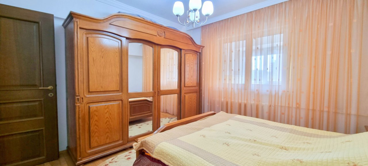 Apartament 3 camere Calea Calarasilor, Orzari, Delea Veche, Restaurant 