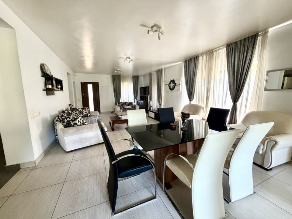 Domeniu Privat cu 3.278 mp Teren | Piscină, Iaz Ornamental și Reședință