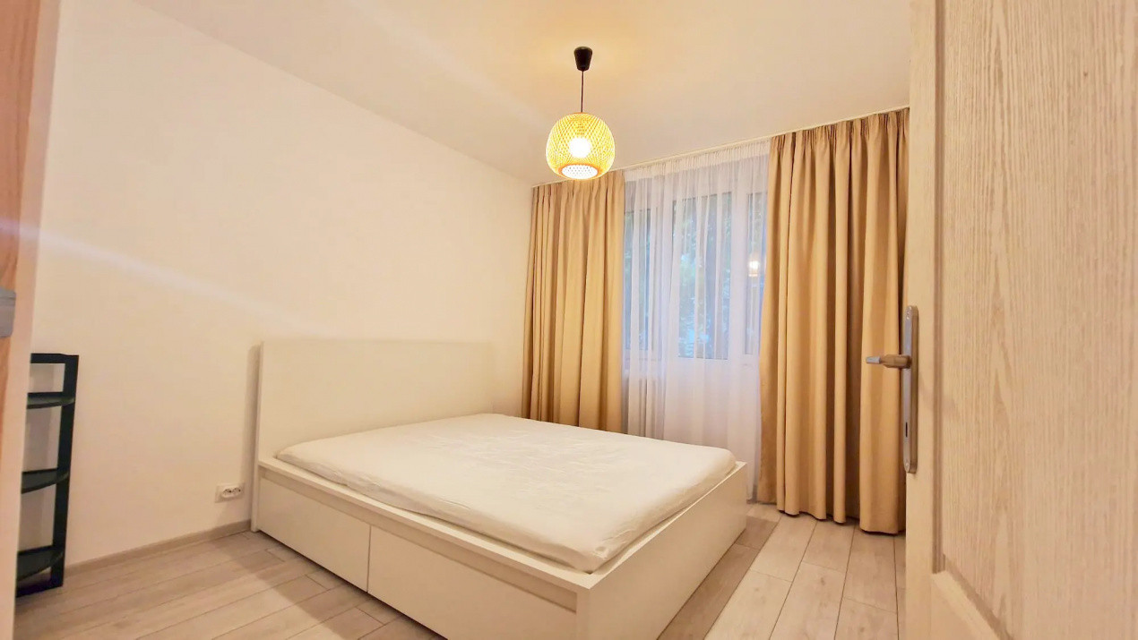 Apartament la prima închiriere după renovare completă, mobilat și utilat modern 
