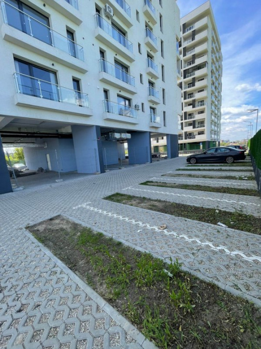 Apartament cu 3 camere,70 mp,etaj 2 in Sun Lake Residence