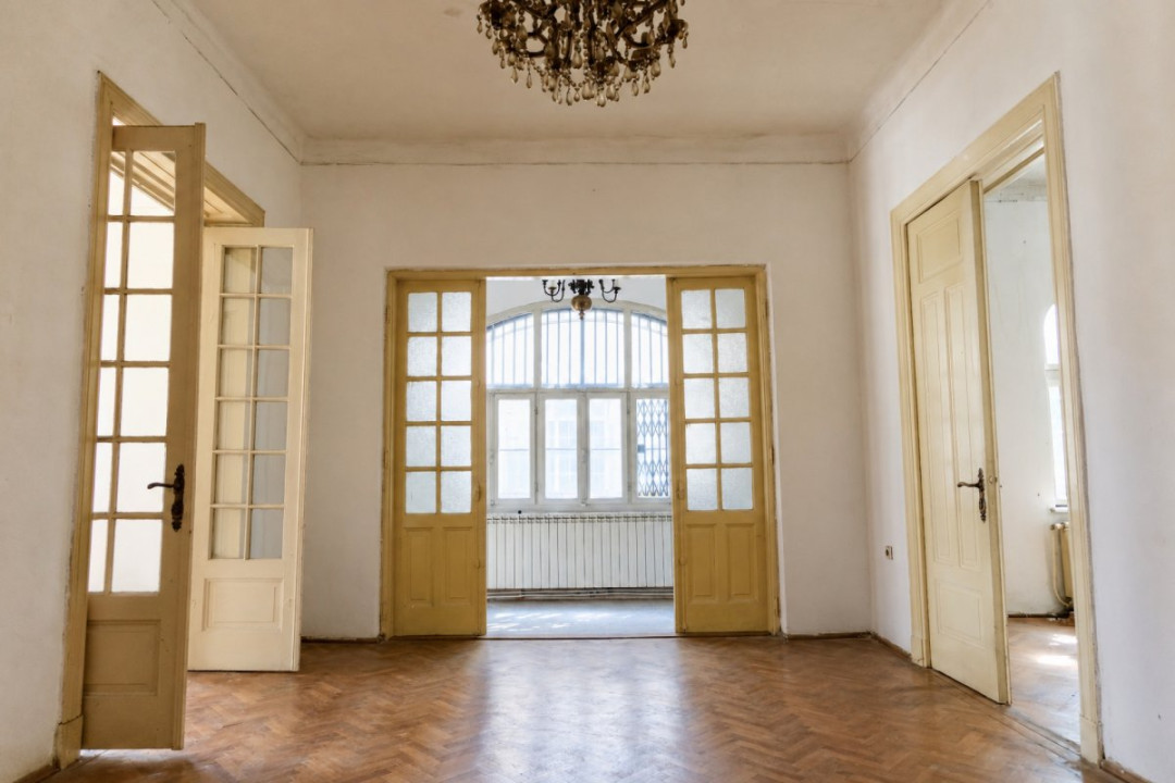 Vila Interbelica S+P+1+M | Kiseleff - Aviatorilor - Docentilor | 504 MP Teren