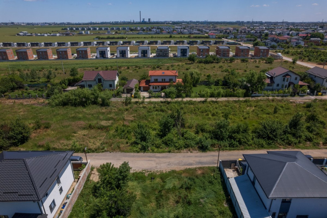 DOMNESTI - FORTULUI, TEREN CONSTRUCTII 407 MP, FRONT 26 M !
