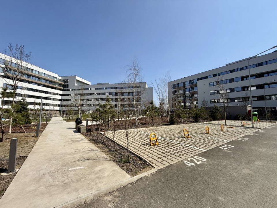 Atria - prima inchiriere, acces la piscina si gradina proprie