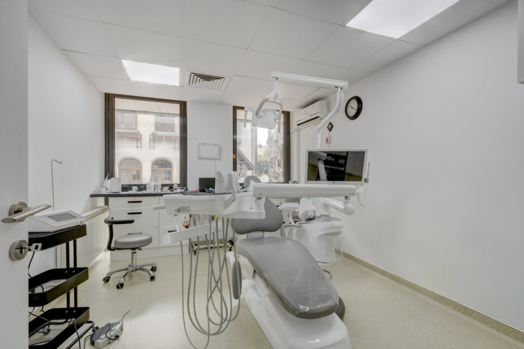Unirii – Radu Vodă | Spațiu Comercial 248 mp | Două Fronturi Stradale