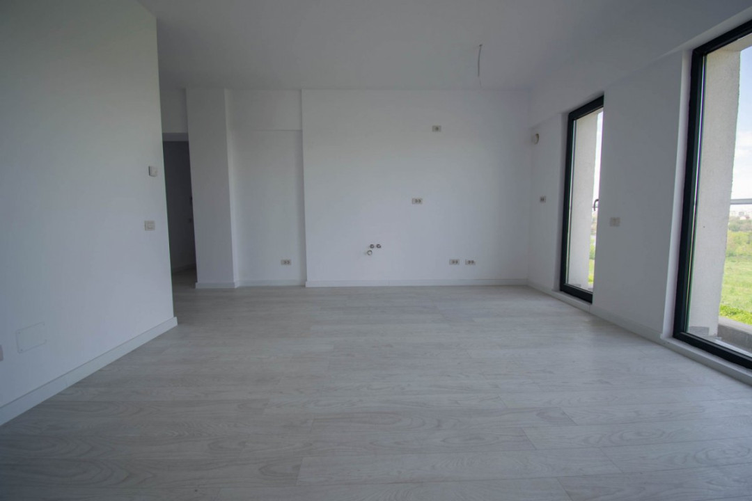 3 camere | 70 mp | Încălzire în pardoseală Ferestre panoramice | Vedere spre lac