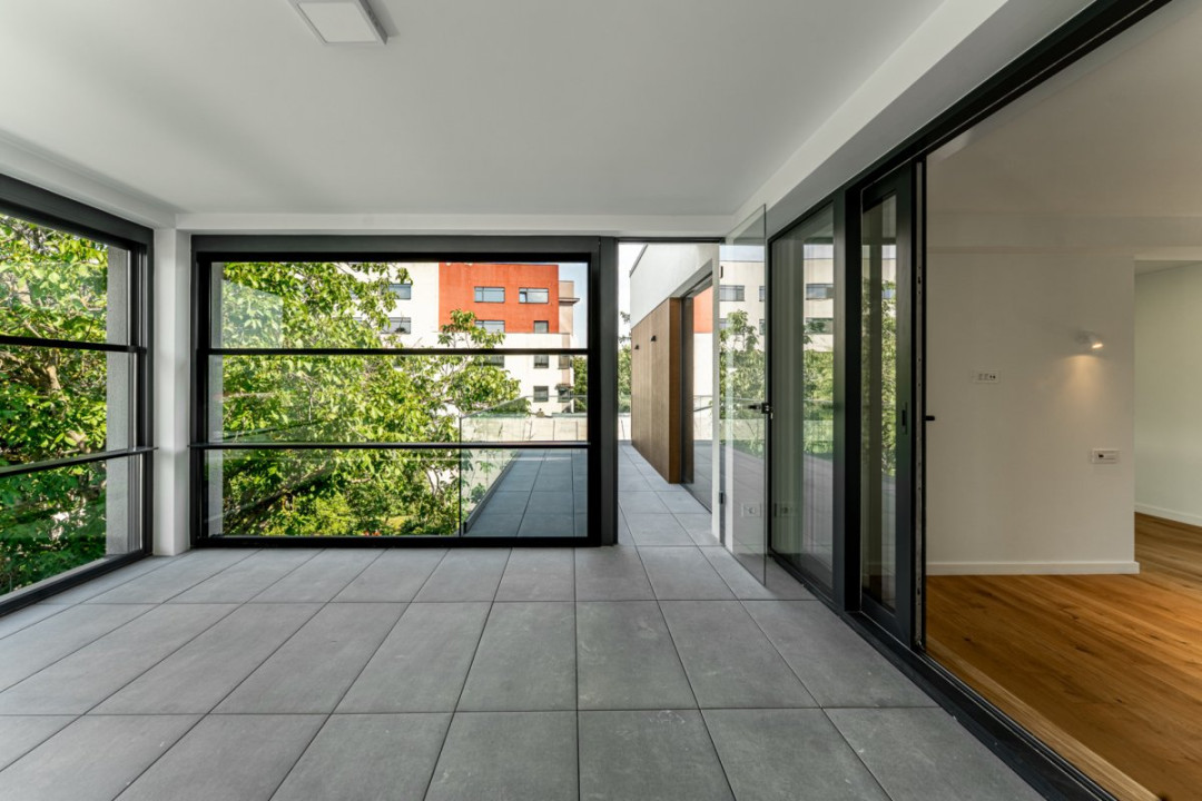 Vila individuala langa Lacul Baneasa | 6 camere, lift interior