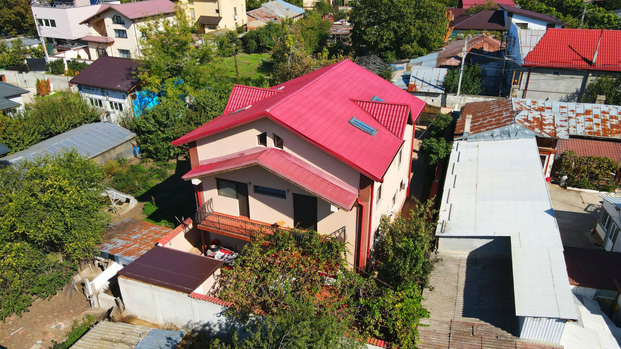 Lângă Lacul Pasărea, Vila cu 8 camere în care familia ta are loc să crească