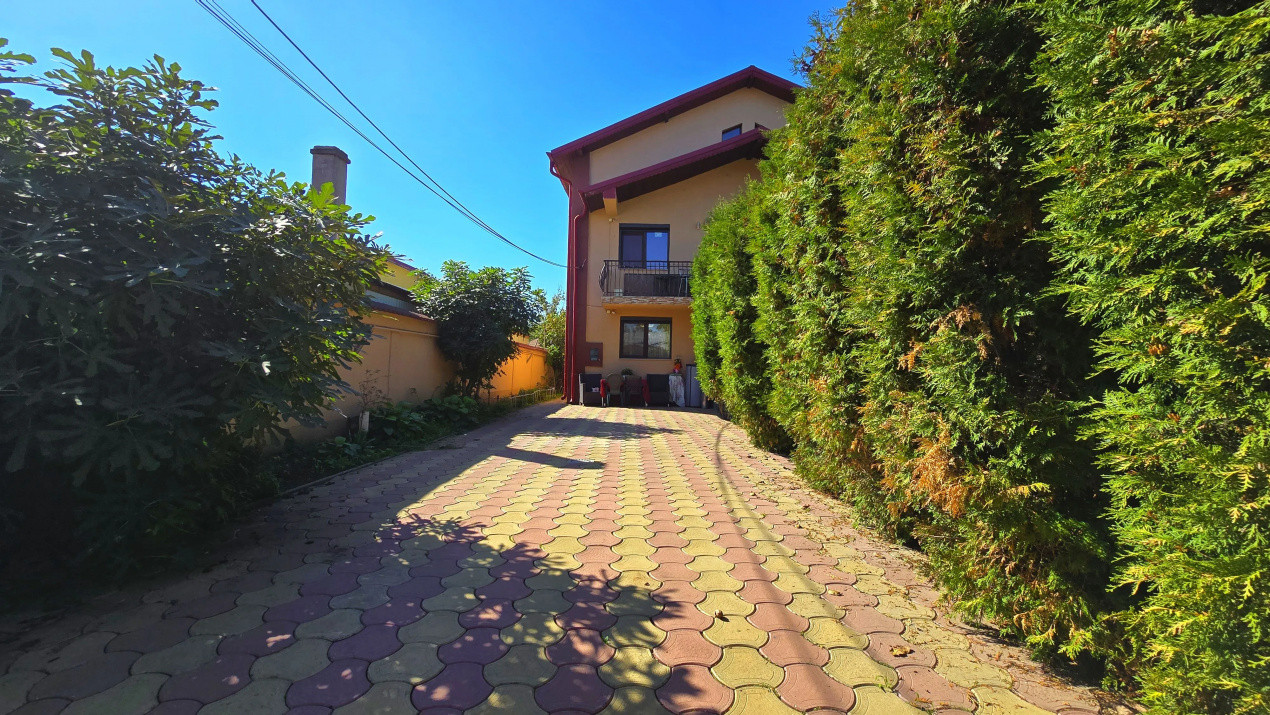 Lângă Lacul Pasărea, Vila cu 8 camere în care familia ta are loc să crească