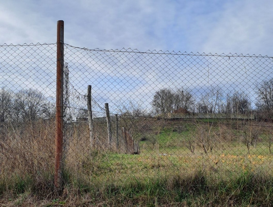 Teren intravilan Vălenii de Munte – 3.000 mp Ideal investiție sau locuinta