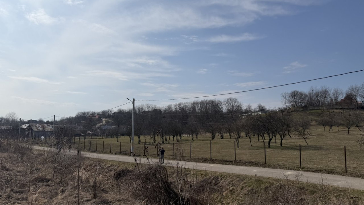 Teren intravilan Vălenii de Munte – 3.000 mp Ideal investiție sau locuinta