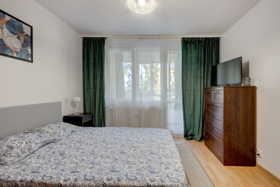 Apartament 3 camere decomandat | Metrou 1 Decembrie 