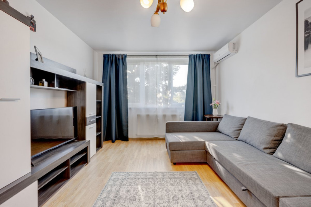 Apartament 3 camere decomandat | Metrou 1 Decembrie 