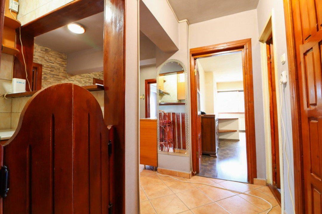 APARTAMENT 3 CAMERE - UNIRII – MATEI BASARAB | BLOC 2001 | PARCARE | BUNCAR