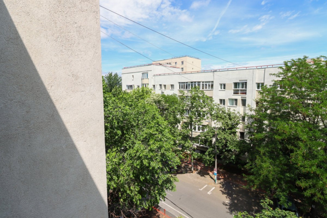 APARTAMENT 3 CAMERE - UNIRII – MATEI BASARAB | BLOC 2001 | PARCARE | BUNCAR