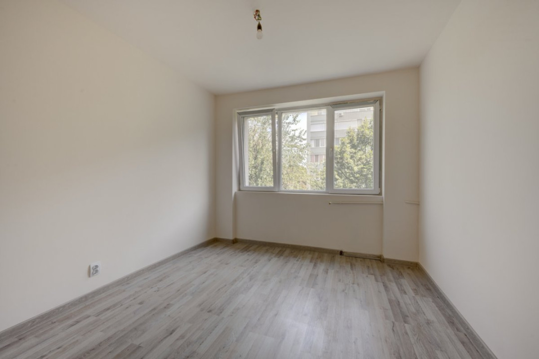 DRISTOR – BABA NOVAC, AP. 3 CAMERE 64 MP , ETAJ 4 DIN 10, 2 BALCOANE, RENOVAT!