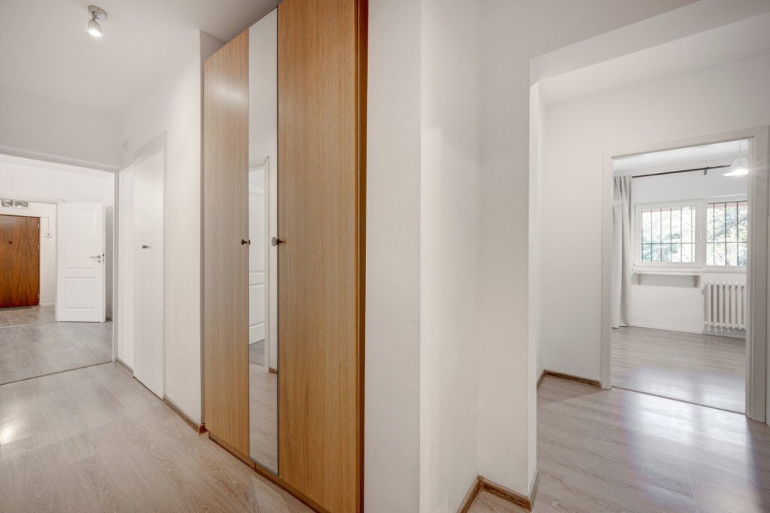 Apartament 4 camere, renovat, nemobilat | Lacul Tei 