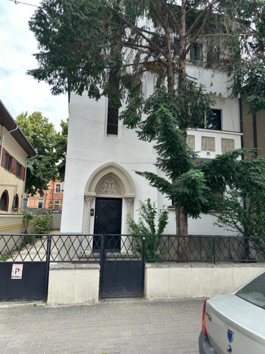 Inchiriere apartament 4 camere  parter Dorobanti