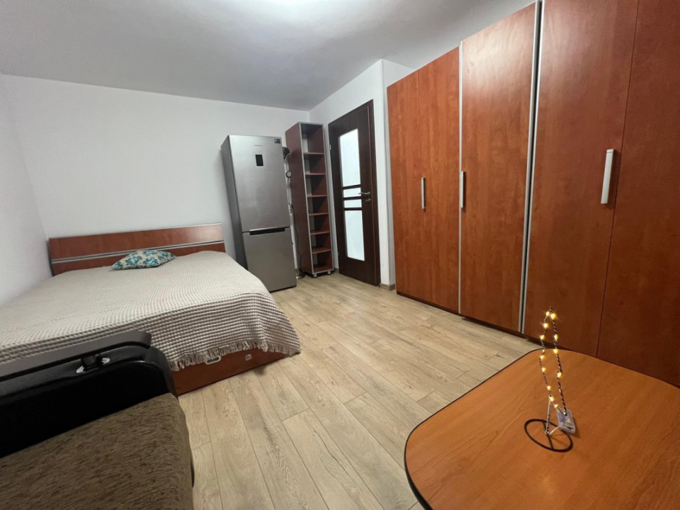 Garsonieră spațioasă de inchiriat Timpuri Noi-Unirii