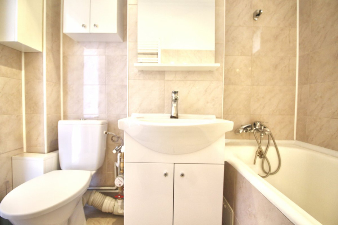 TEIUL DOAMNEI, DECOMANDAT, RENOVAT, NEMOBOILAT!