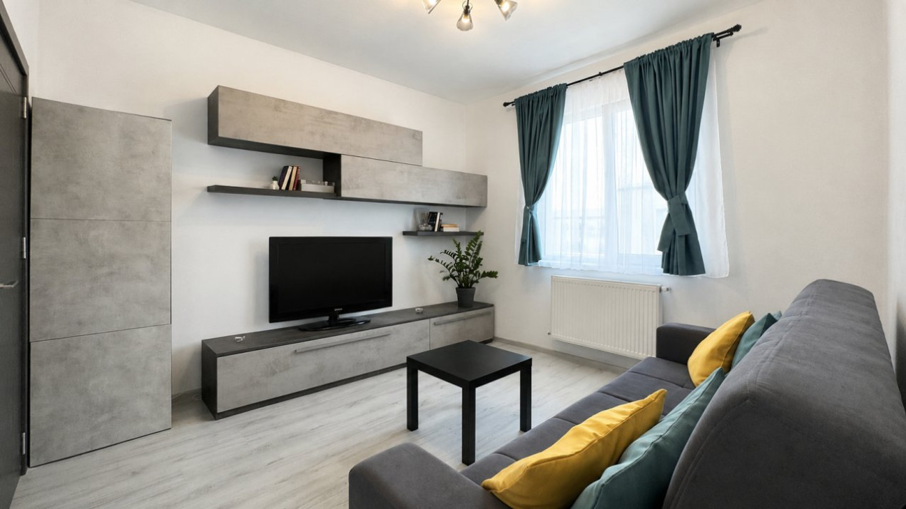 De inchiriat - apartament 2 camere - Parcul Teilor, centrala proprie
