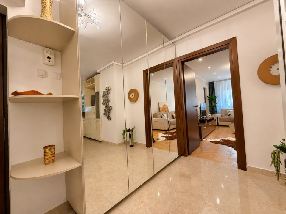 Apartament elegant cu 2 camere in zona Mosilor.