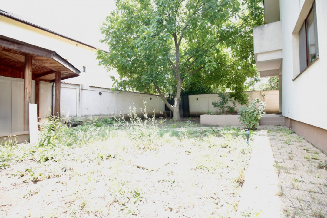 PRELUNGIREA GHENCEA-LIDL, APARTAMENT IN VILA 2010, CURTE 300 MP SI PARCARE!